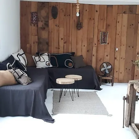 Perigord Noir Charming Pura Vida سارلا لا كانيدا